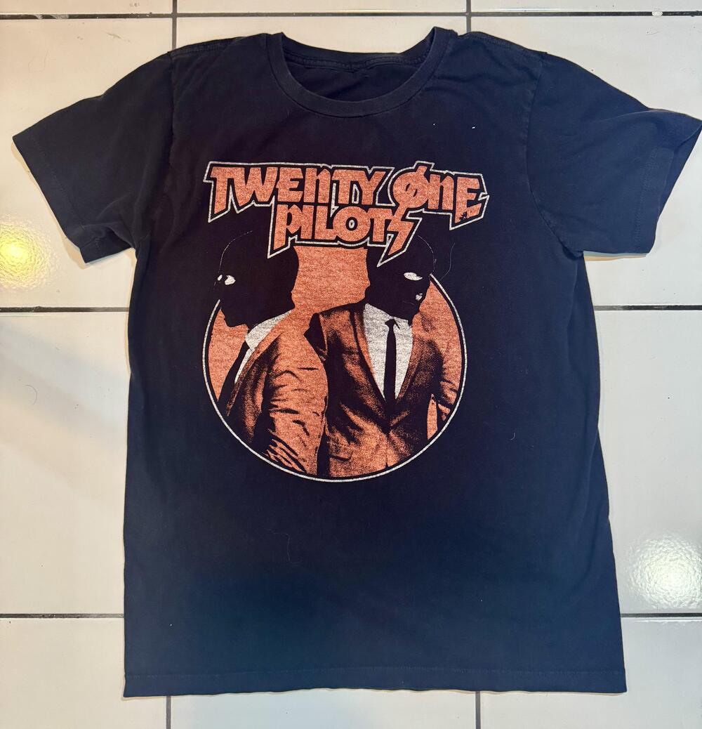 Twenty One Pilots Shirt Mens Small Black Suits Mask Graphic Rock Band Tee